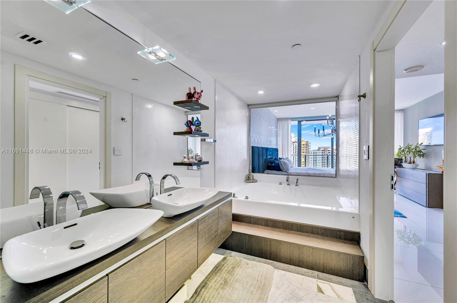 200 Biscayne Boulevard Way 3307 Property Photo 22