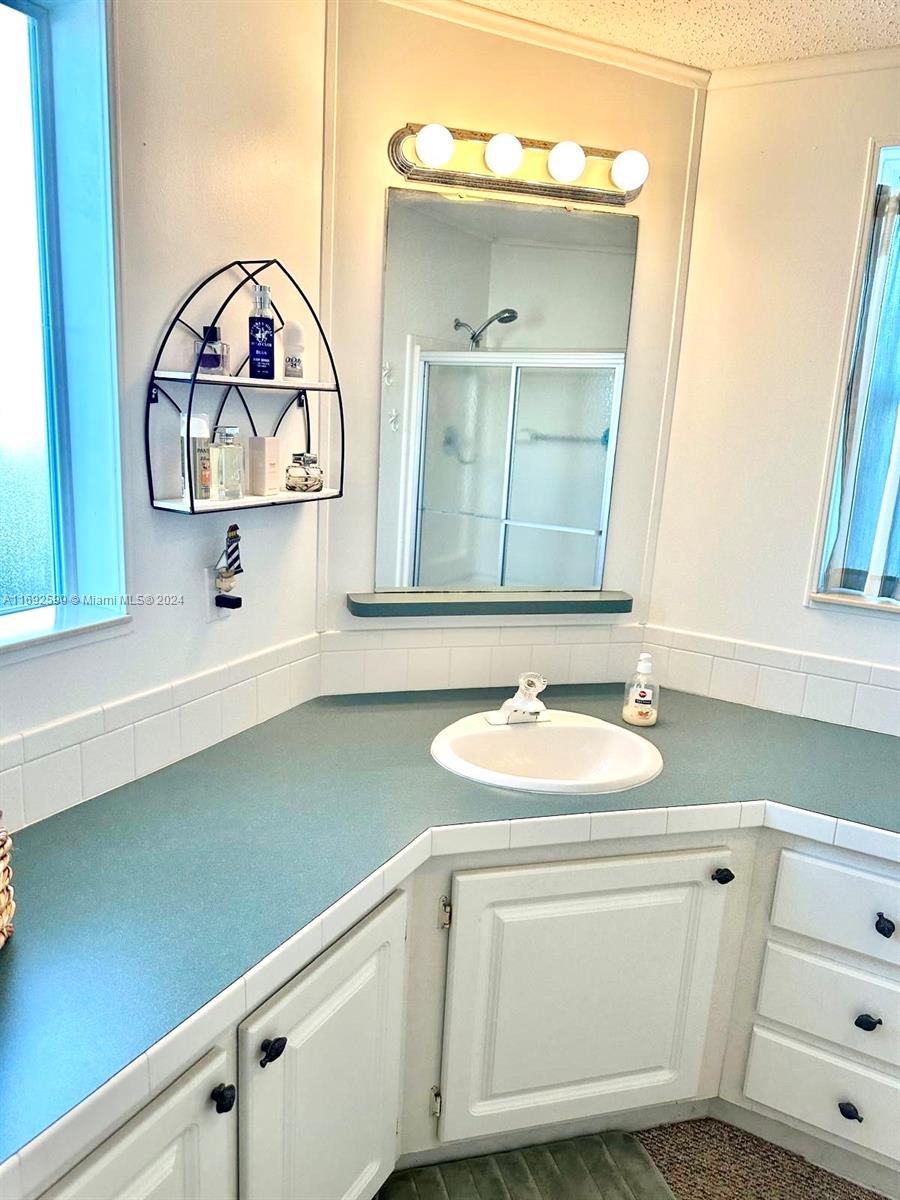 72 Ocean Dr 0 Property Photo 13