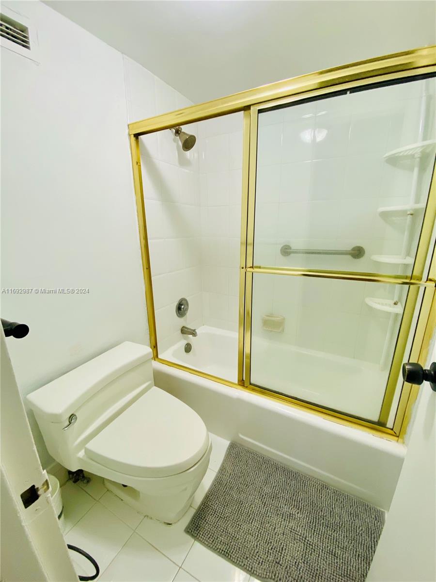 A11692987 Property Photo 14