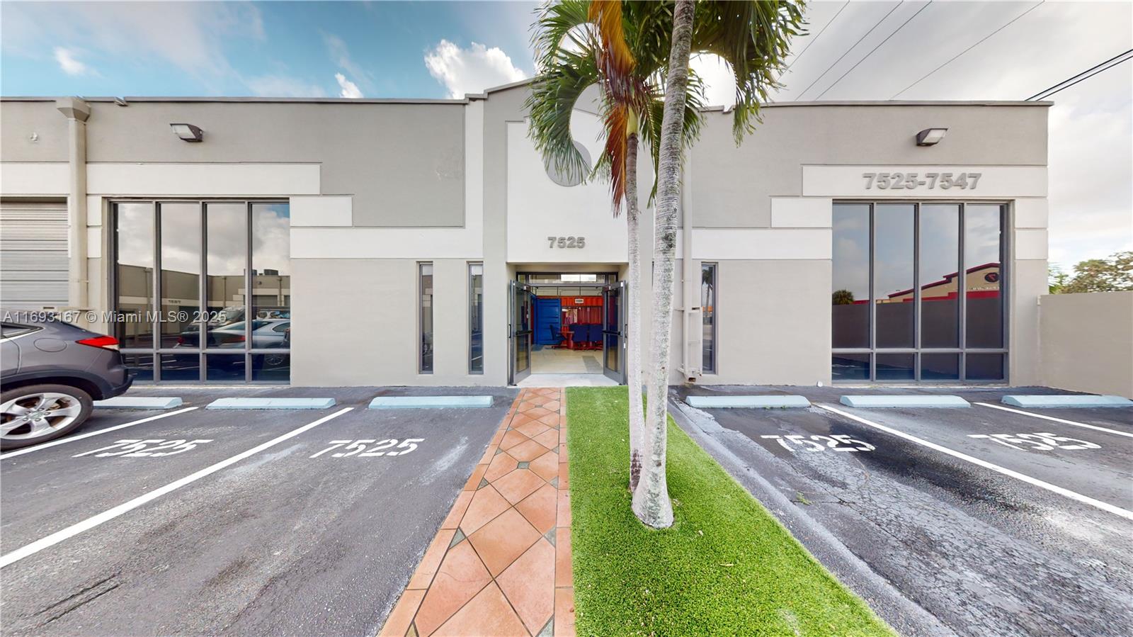 A11693167 Property Photo 1