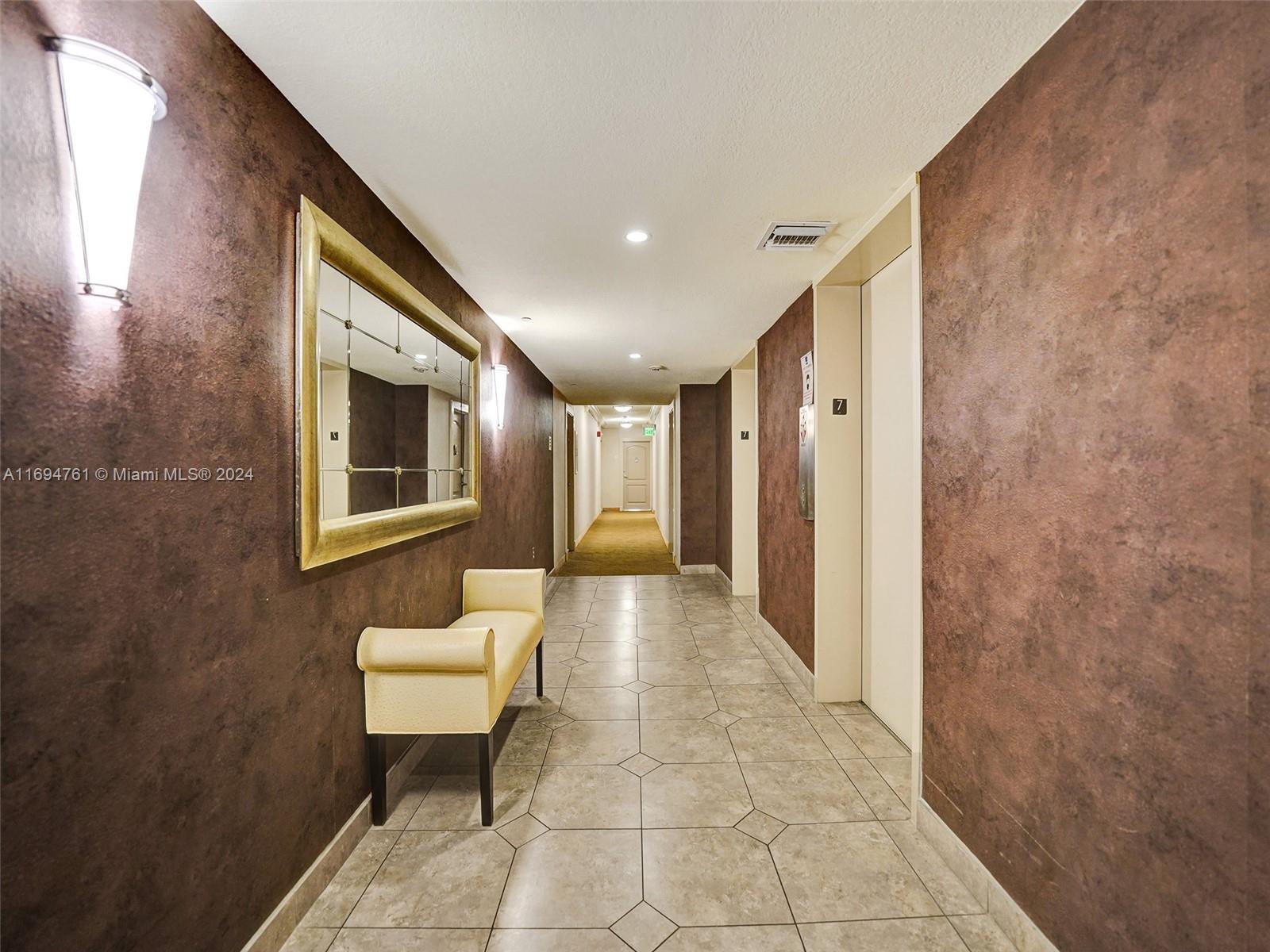 3625 N Country Club Dr 706 Property Photo 43