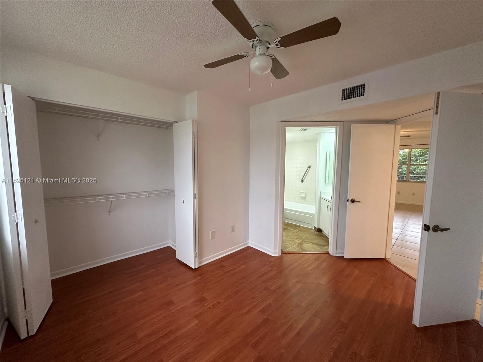 2506 Se 19th Pl 203-a Property Photo 22