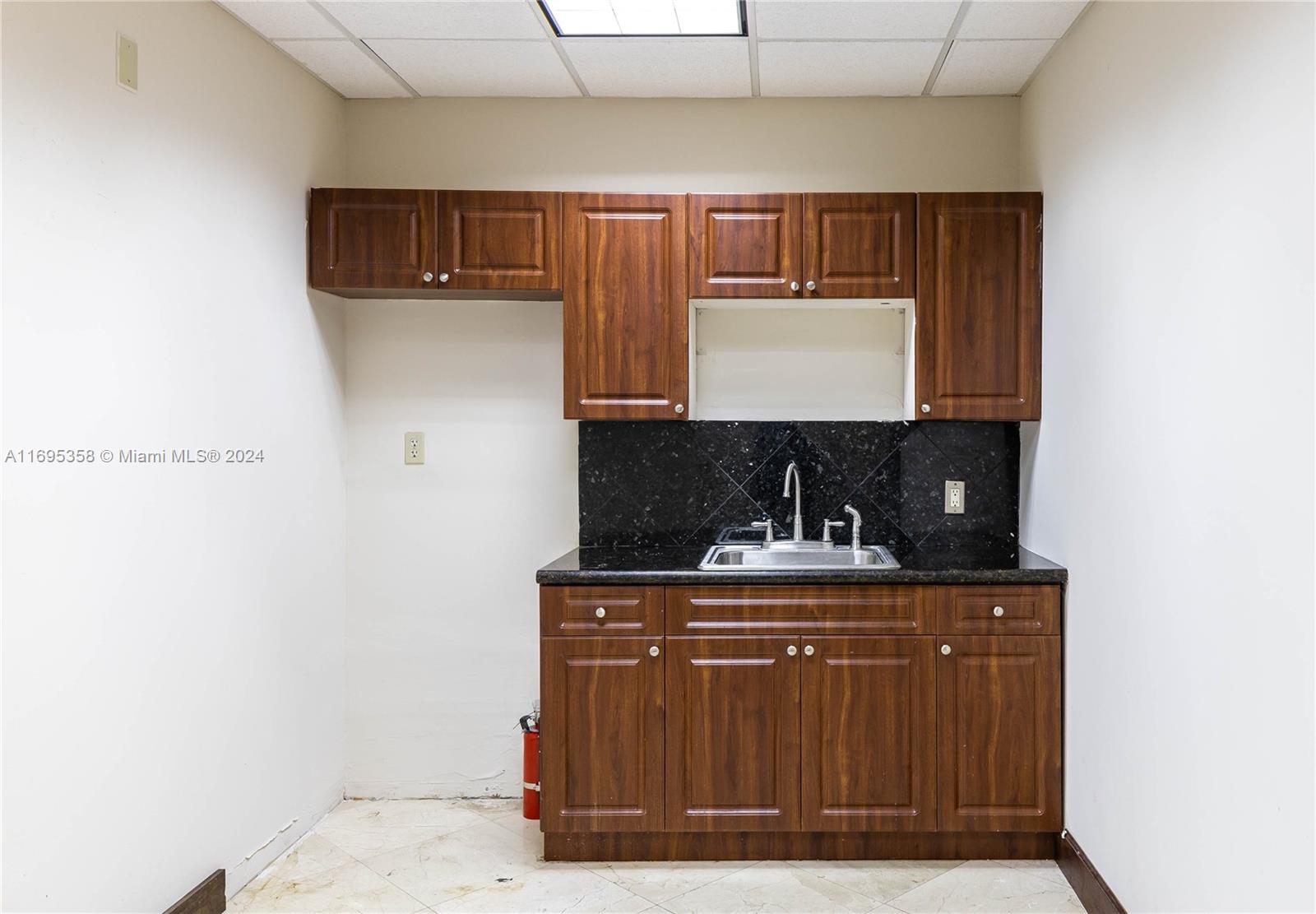 2500 E Hallandale Beach Blvd Property Photo 5