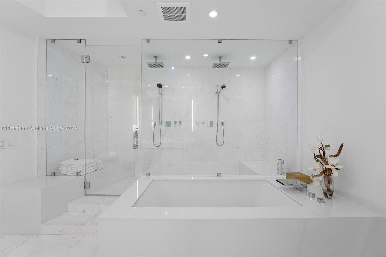 18555 Collins Ave 3405 Property Photo 15