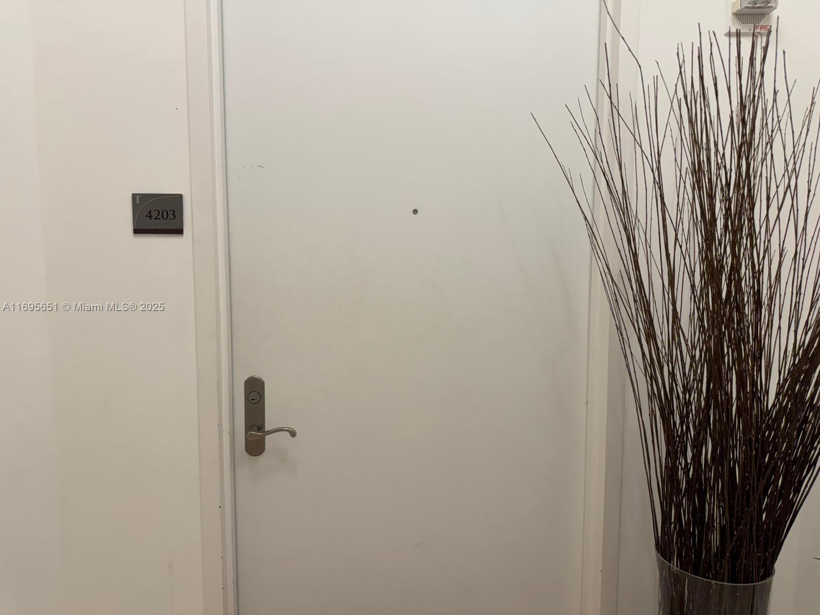 15811 Collins Ave 4203 Property Photo 17
