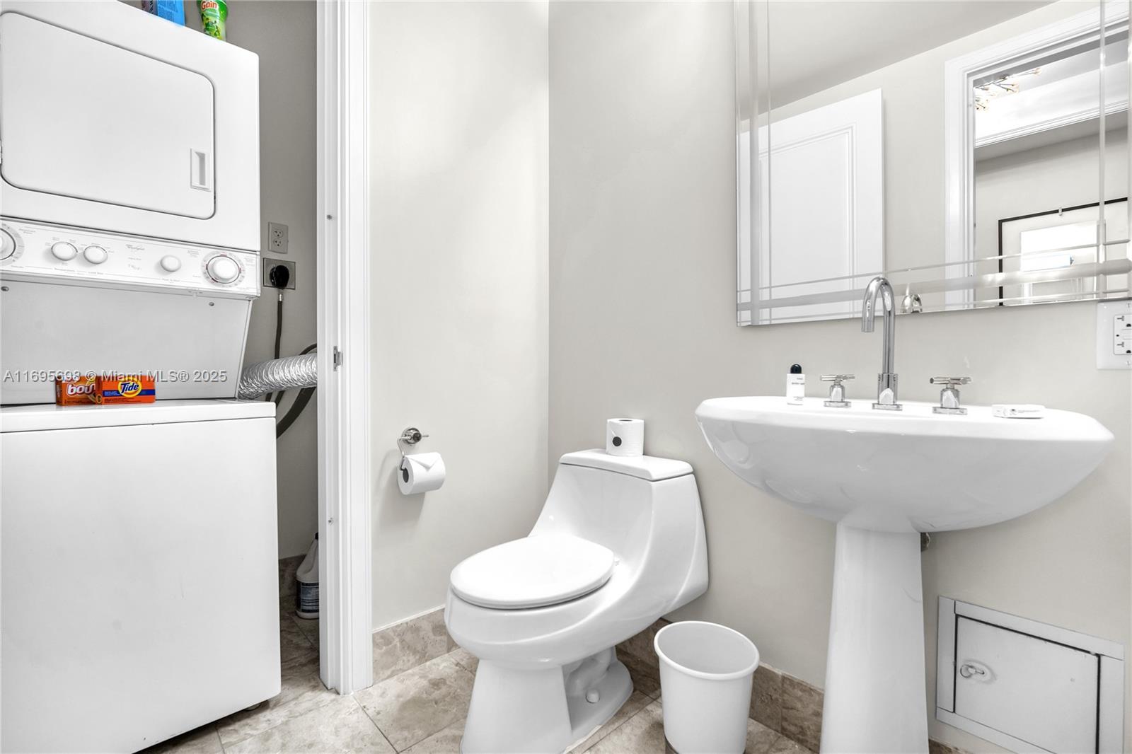 1435 Brickell Ave 3012 Property Photo 29