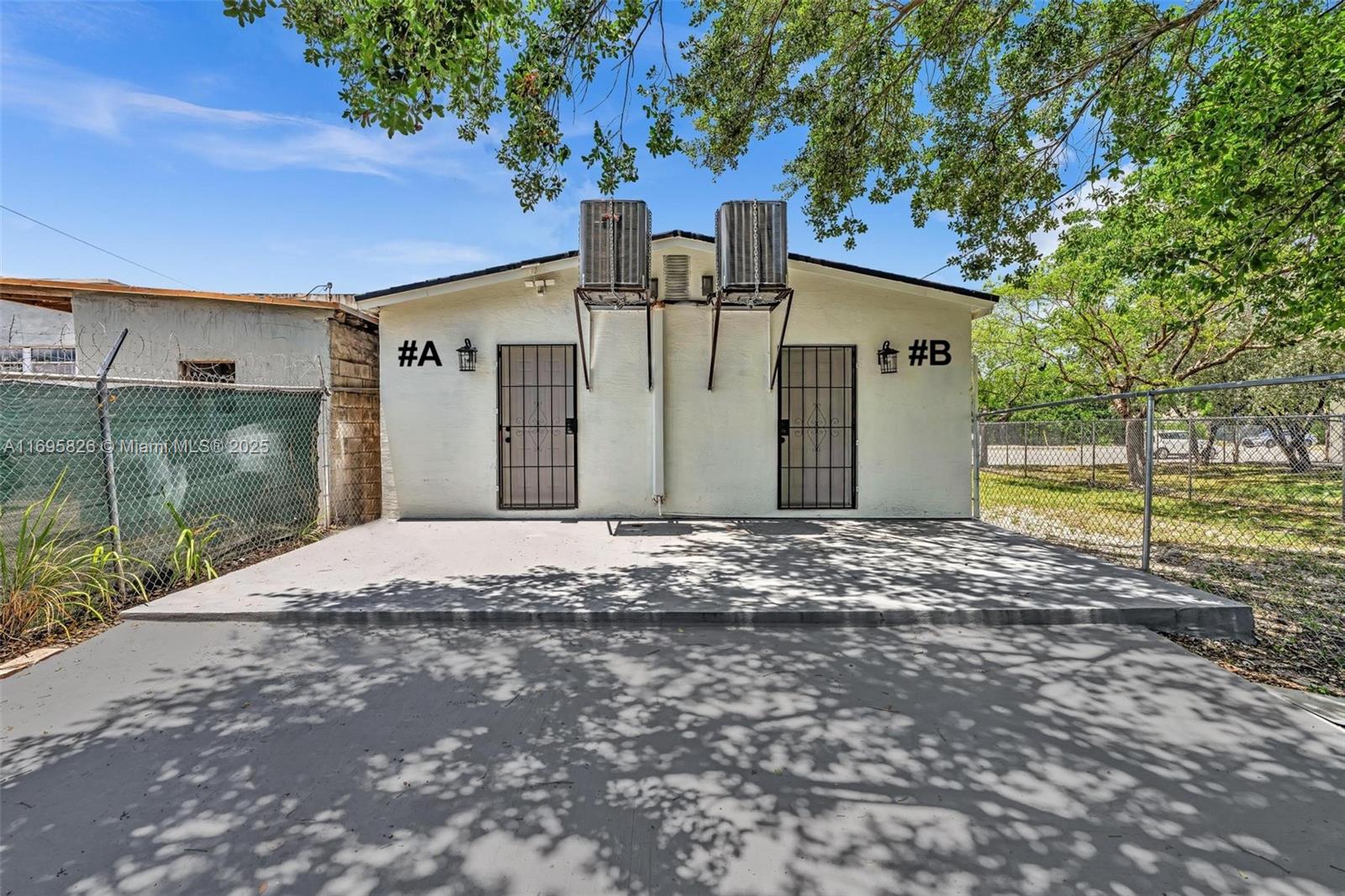 5424 Pembroke Rd A Property Photo