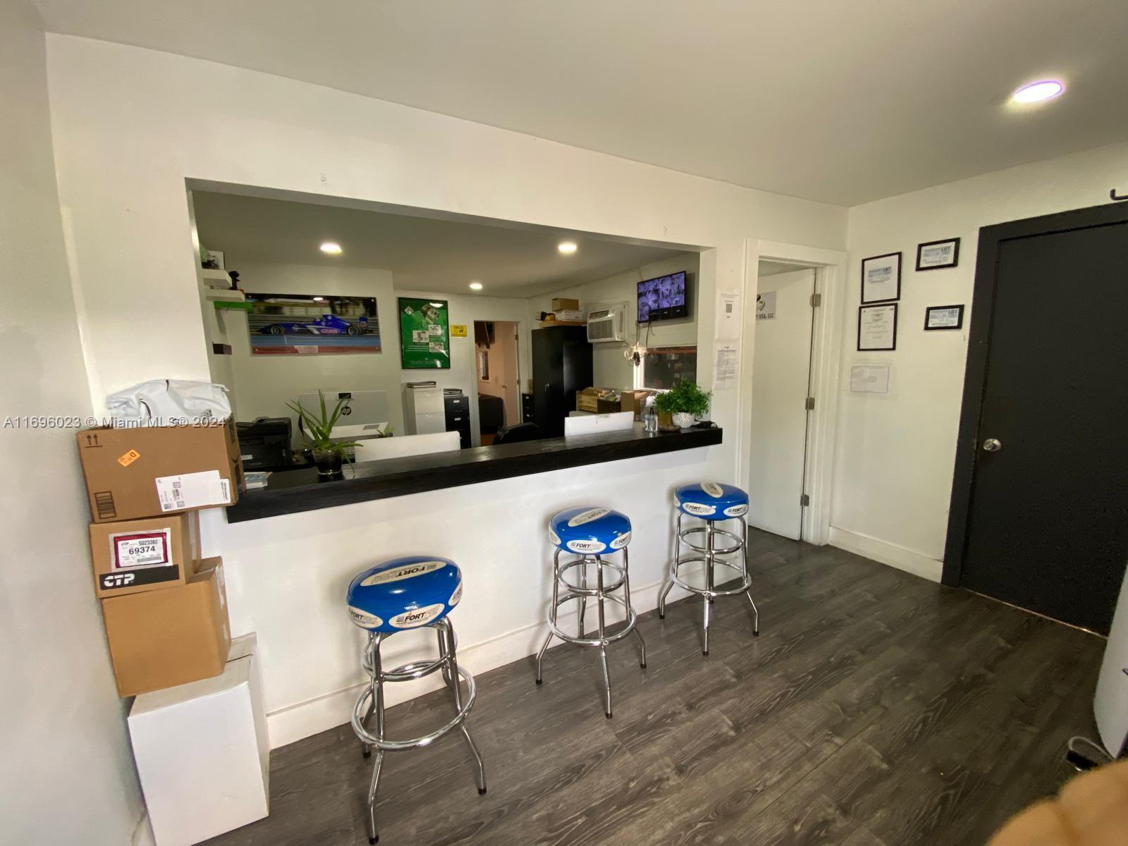 4753 Nw 72nd Ave 4753 Property Photo 2