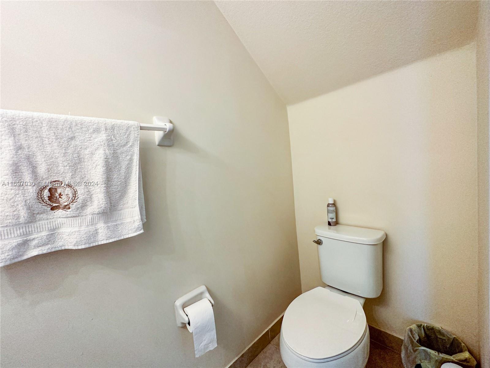 2819 Se 1st Dr 5 Property Photo 22