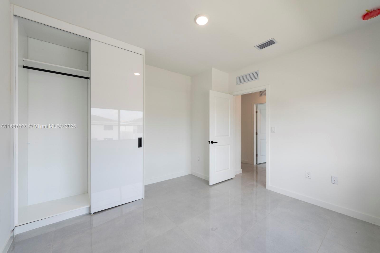 1324 Nw 2 Terr Property Photo 25