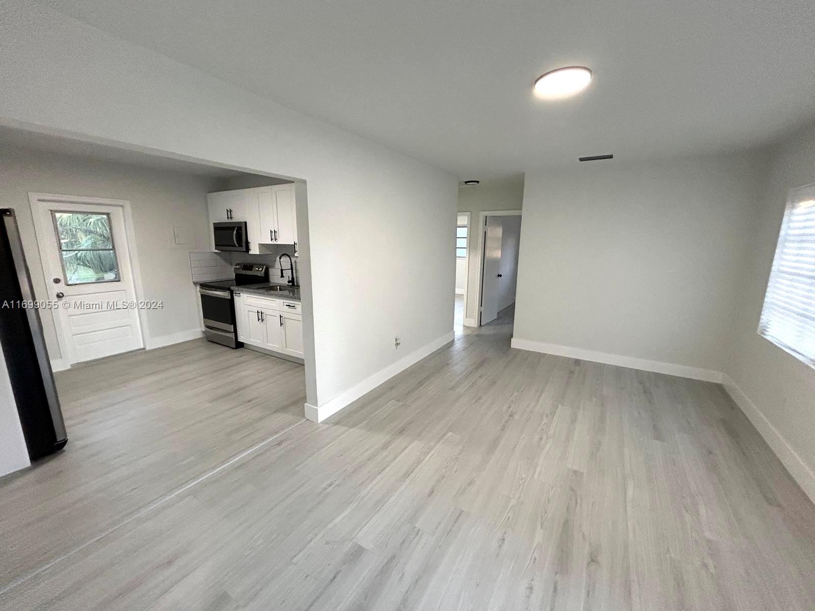 Newport 2nd Rev Real Estate Listings Main Image