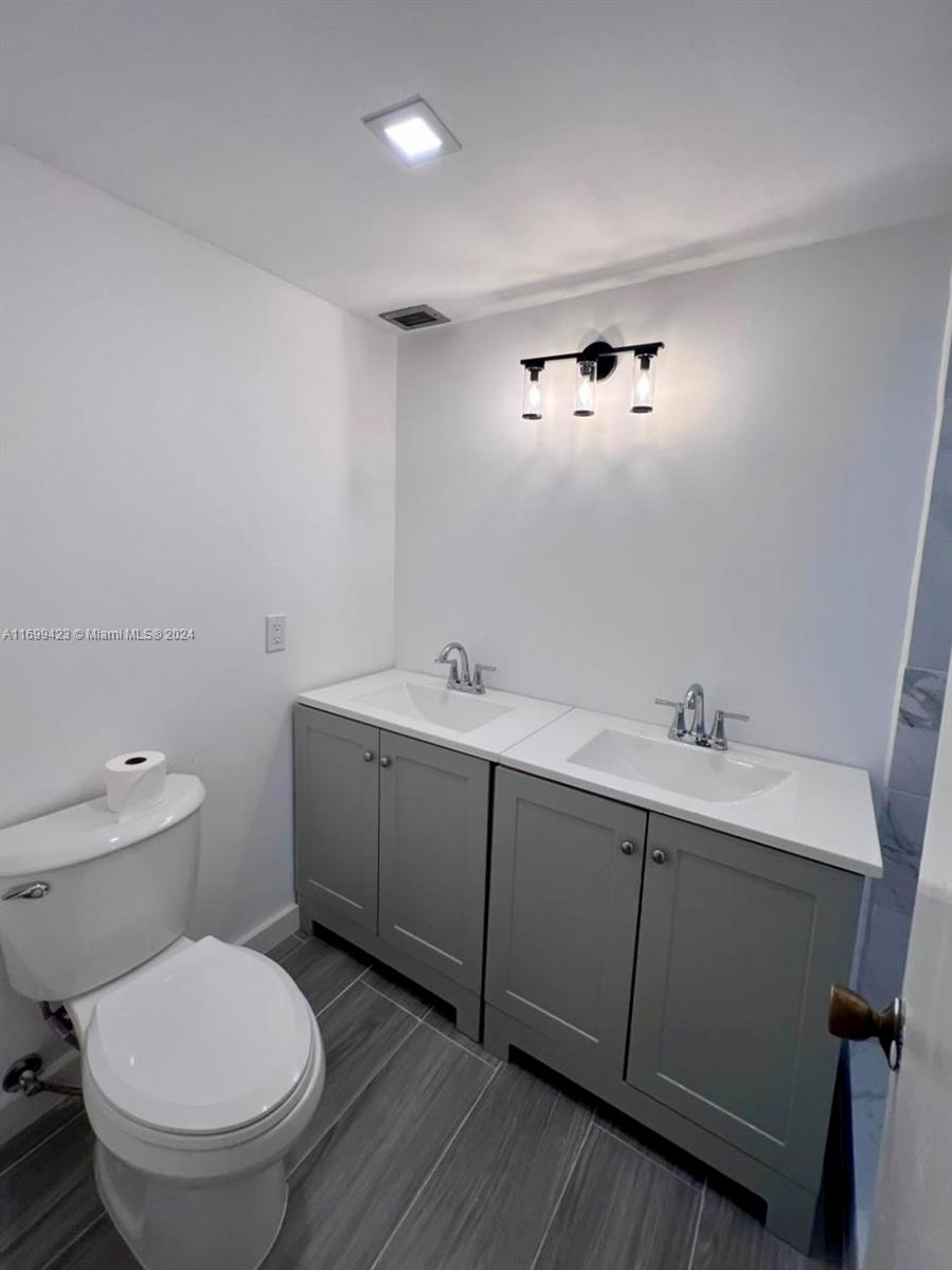 2750 Ne 183rd St 2506 Property Photo 12
