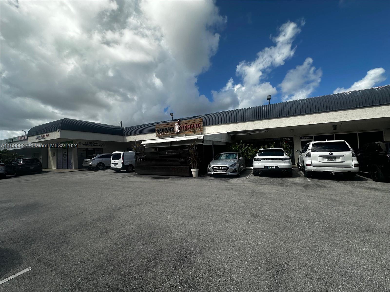 17064 W Dixie Hwy Property Photo 4