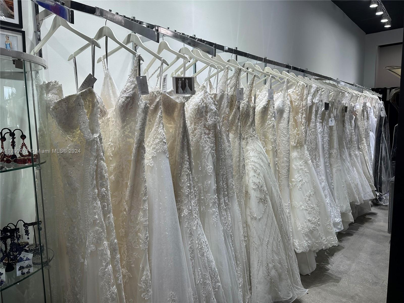 14248 Sw 8th St Property Photo 6