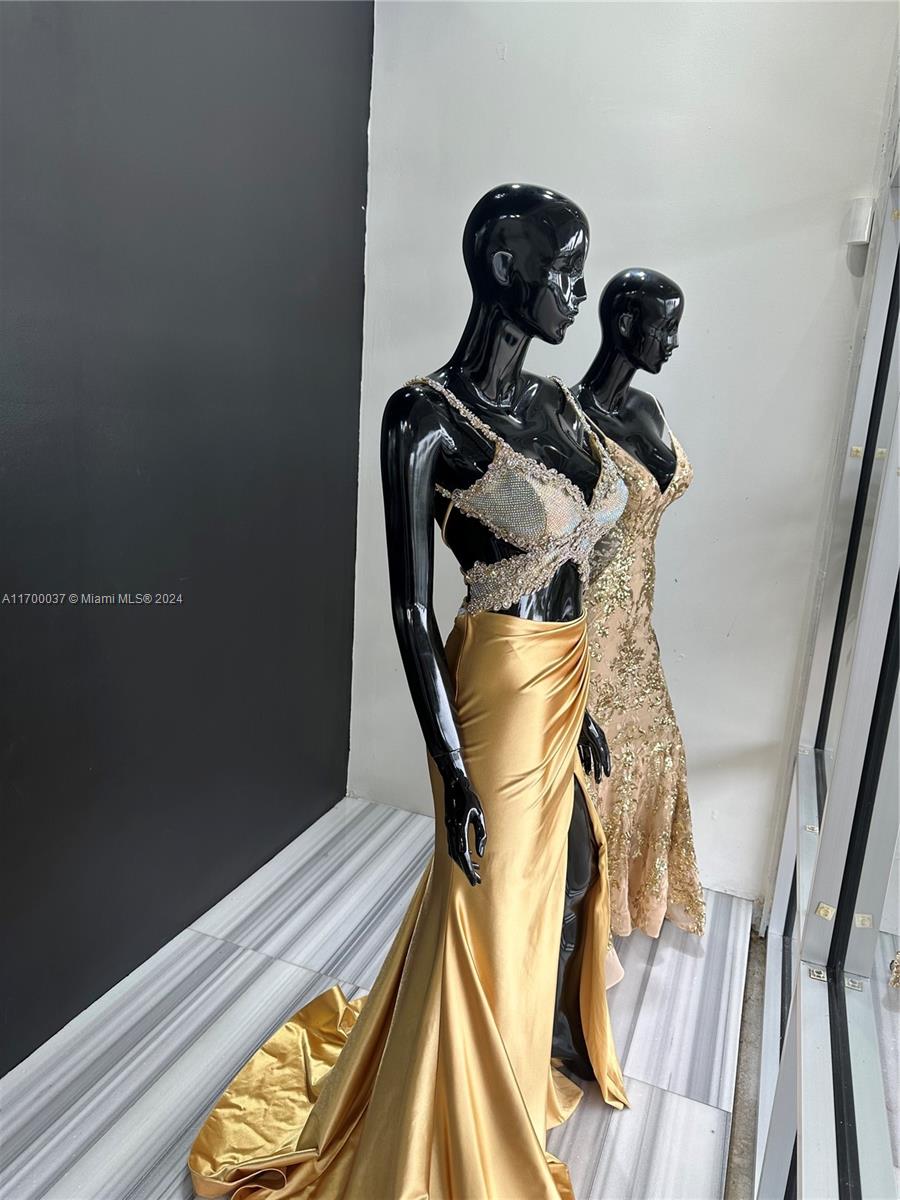 14248 Sw 8th St Property Photo 7