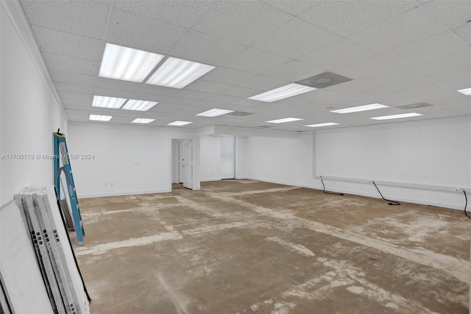 5915 Ponce De Leon Blvd 18 Property Photo 4