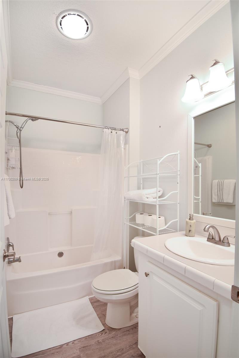 35 Rose Pl Property Photo 17