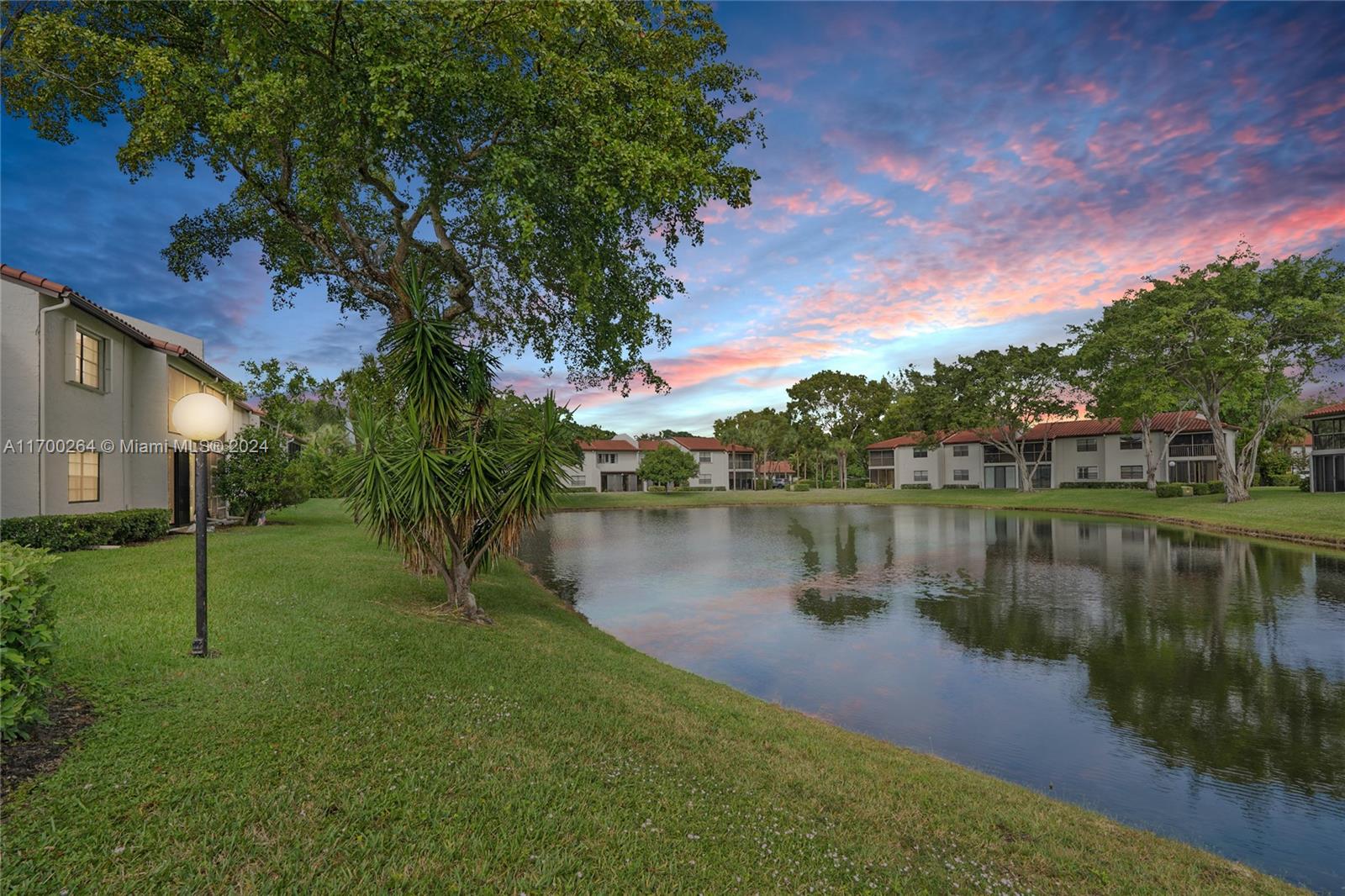 21364 Cypress Hammock Dr 1H Property Photo 1