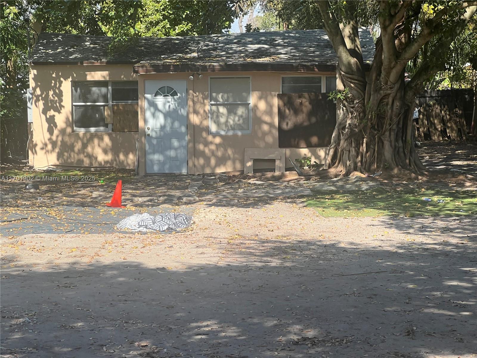 755 Nw 97th St Property Photo