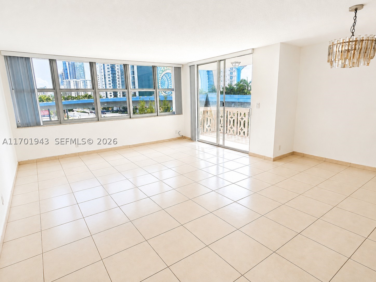 1825 S Ocean Dr 401 Property Photo 5