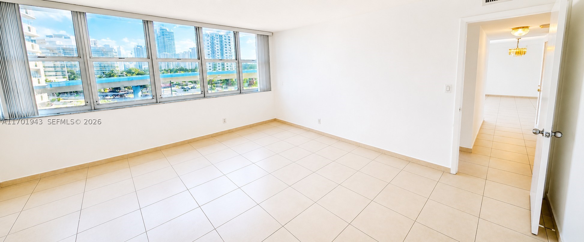 1825 S Ocean Dr 401 Property Photo 8