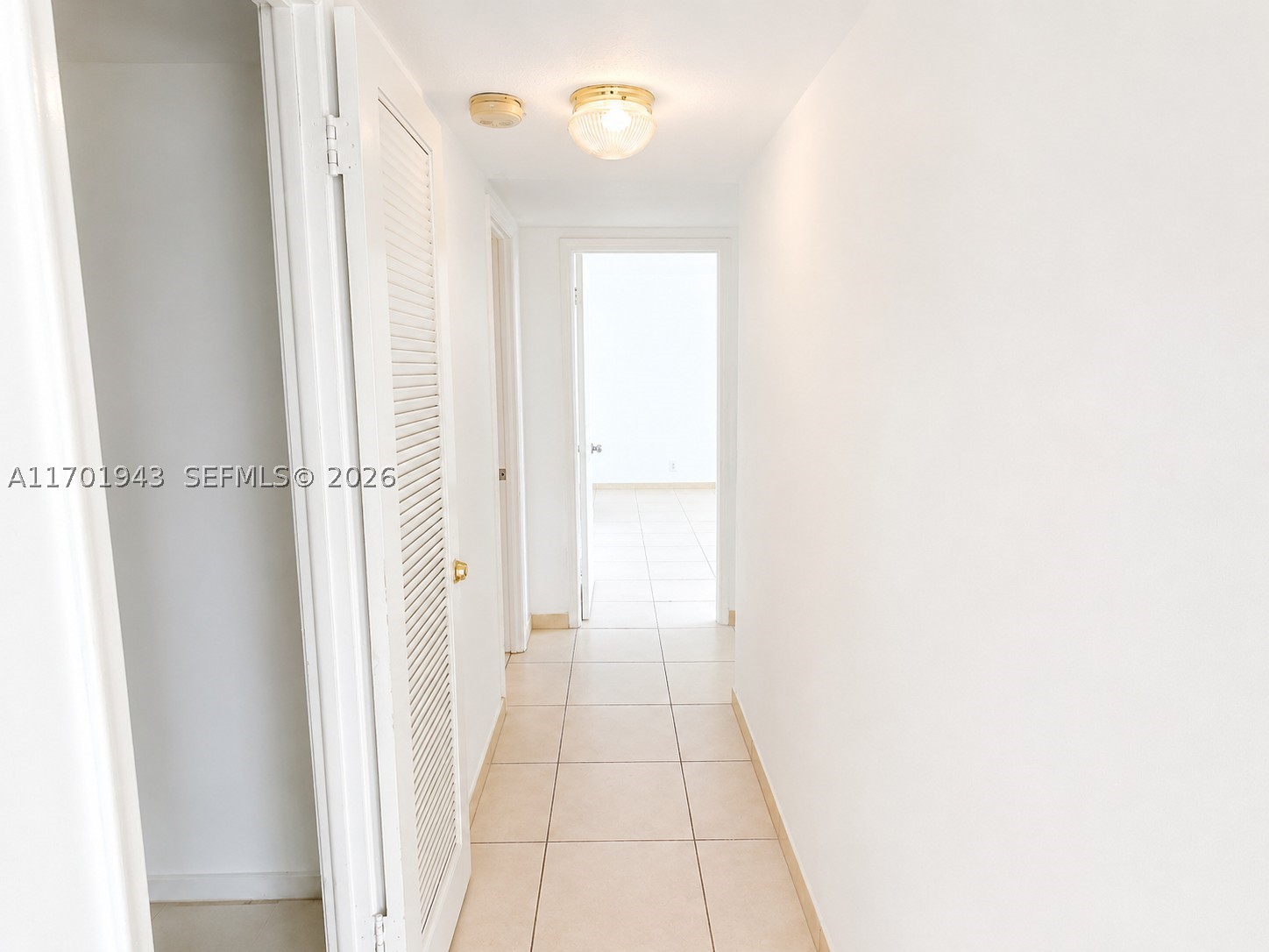 1825 S Ocean Dr 401 Property Photo 11