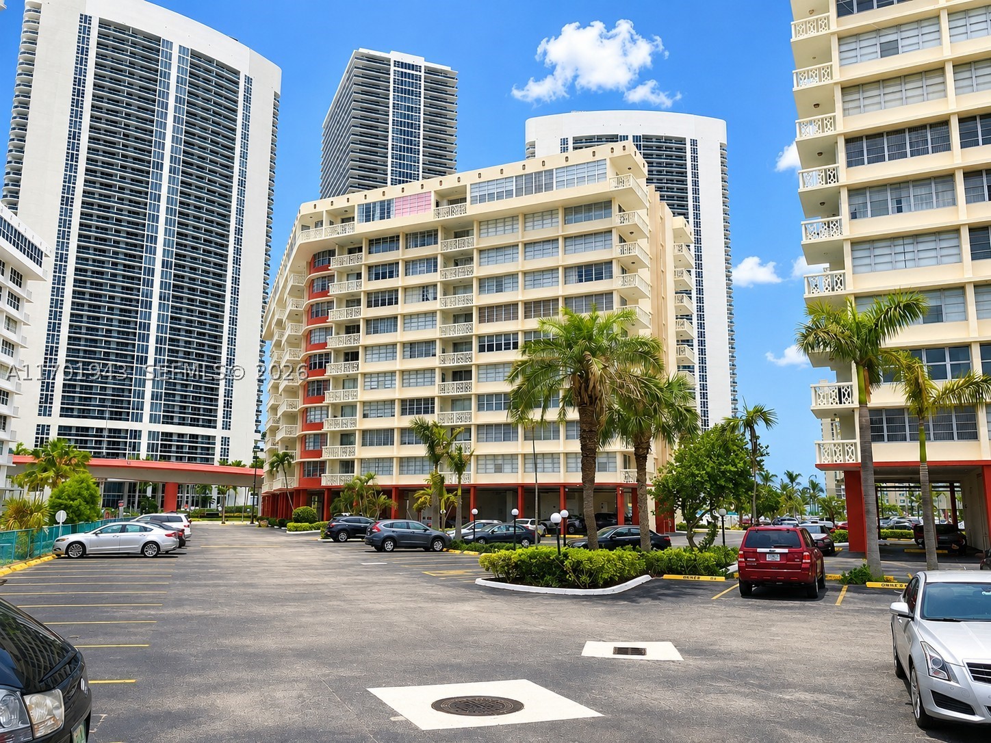 1825 S Ocean Dr 401 Property Photo 16