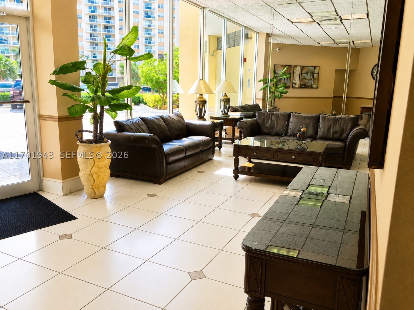 1825 S Ocean Dr 401 Property Photo 17