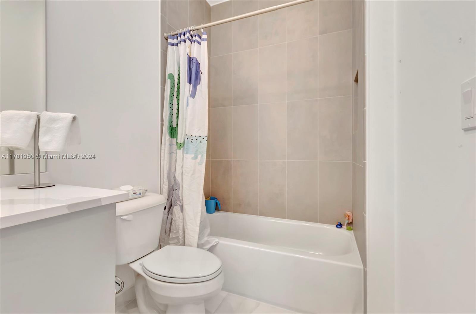 17106 Rainbow Falls Trl Property Photo 38