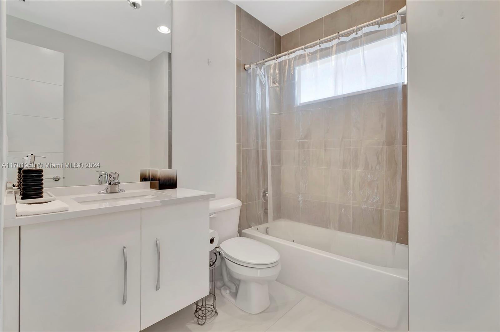 17106 Rainbow Falls Trl Property Photo 44