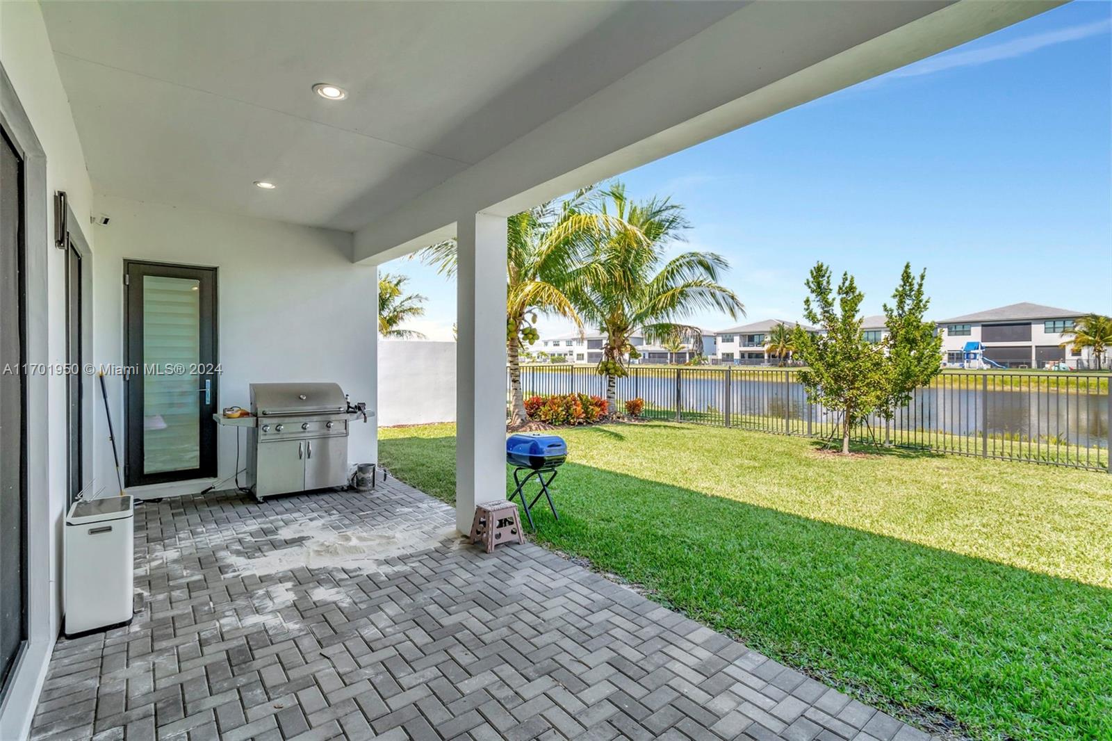 17106 Rainbow Falls Trl Property Photo 58