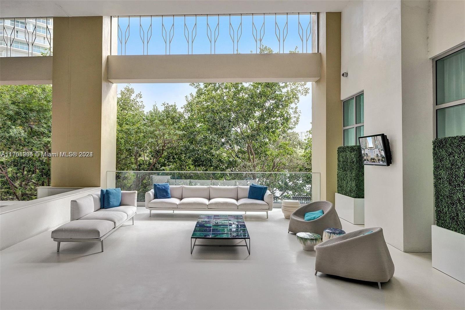 330 Sunny Isles Blvd 5-907 Property Photo 4