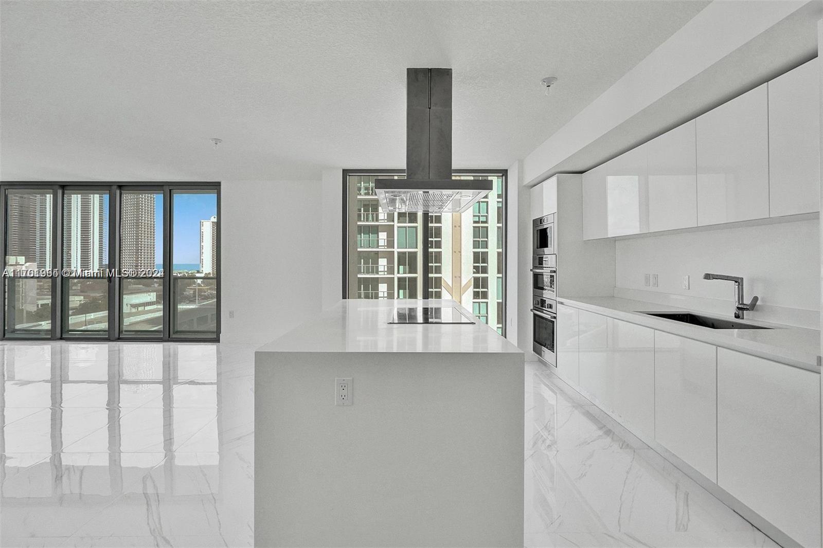 330 Sunny Isles Blvd 5-907 Property Photo 8