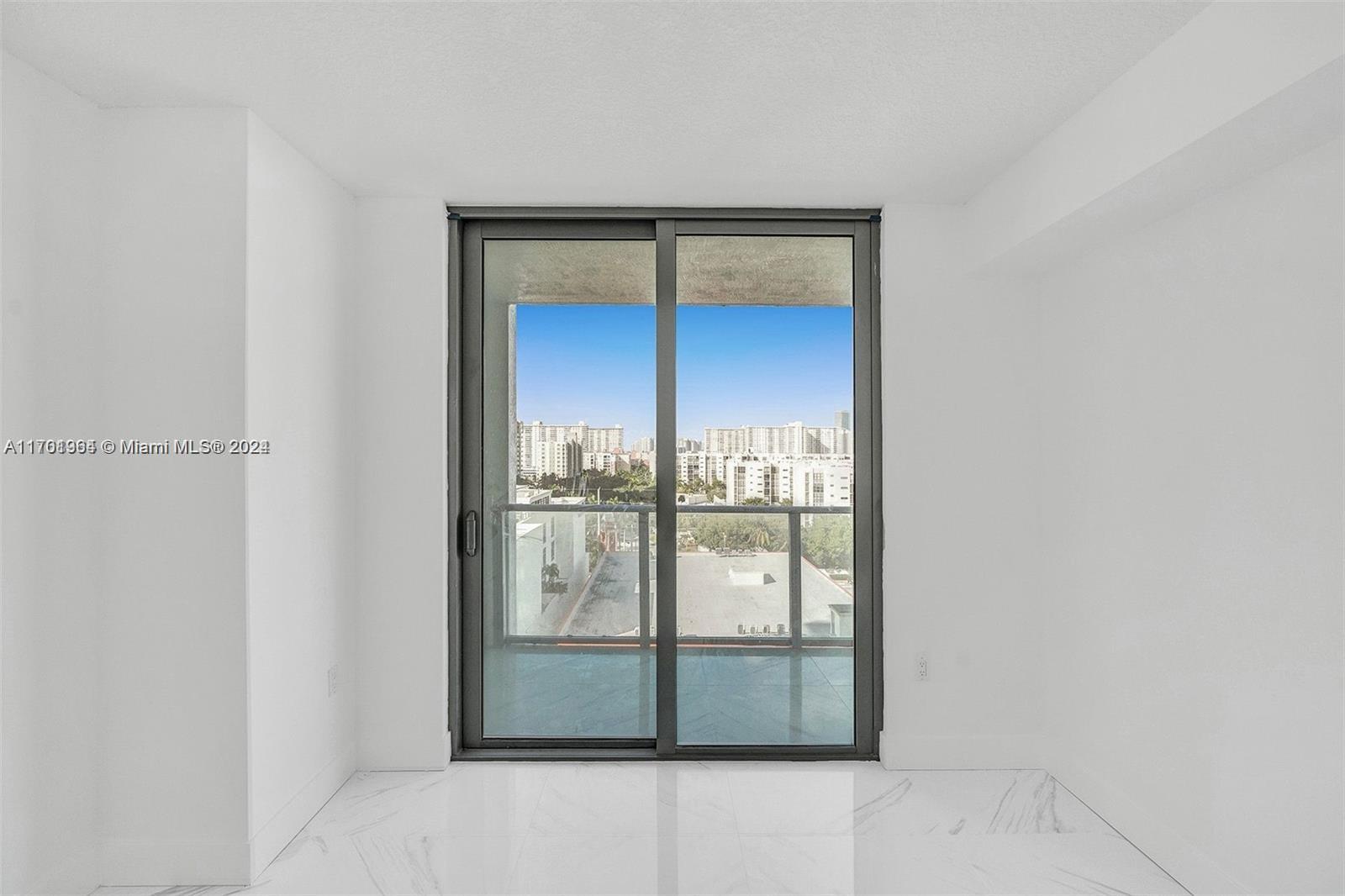 330 Sunny Isles Blvd 5-907 Property Photo 15