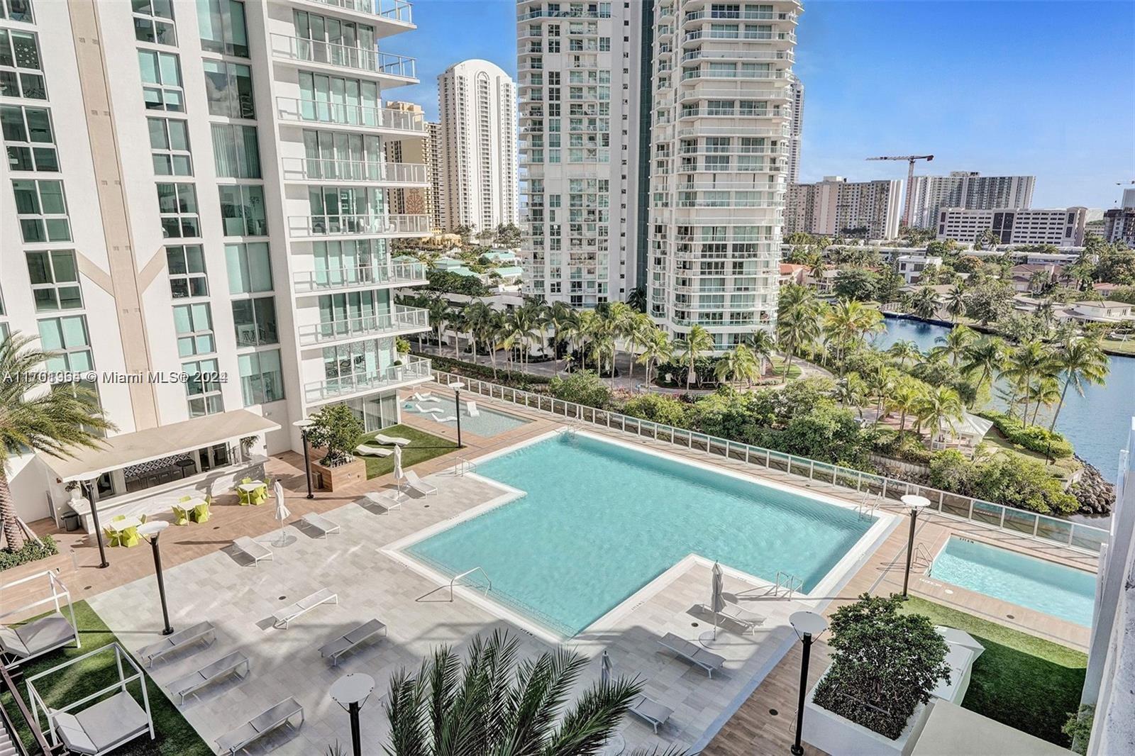 330 Sunny Isles Blvd 5-907 Property Photo 27