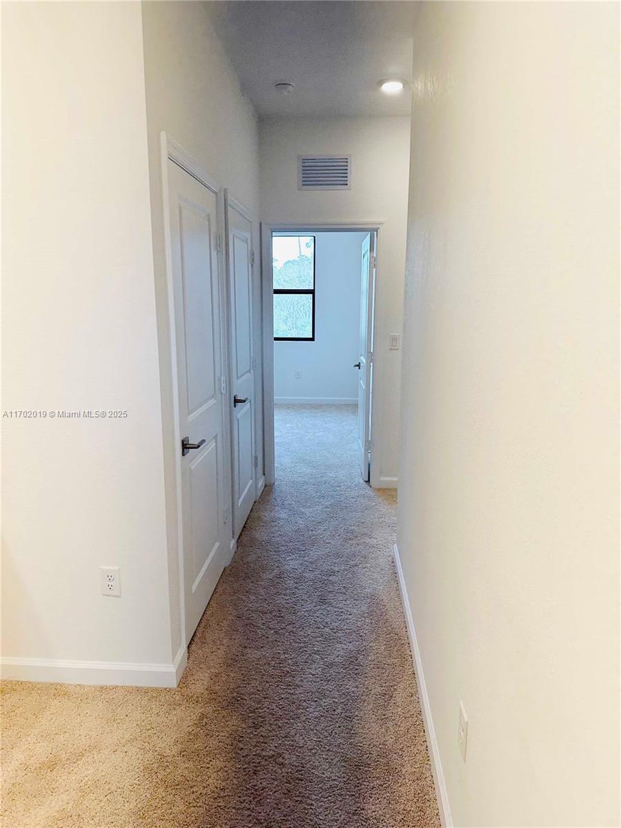1160 Sw 6th Ave 1160 Property Photo 12