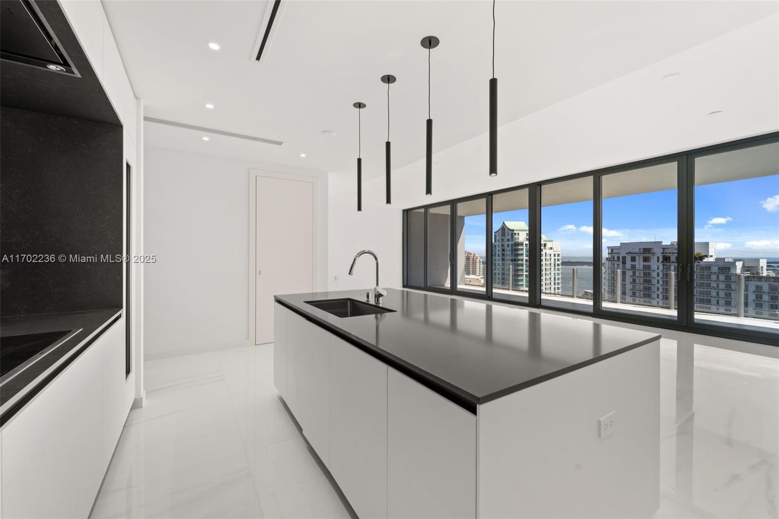 300 Biscayne Blvd Way 3602 Property Photo 5