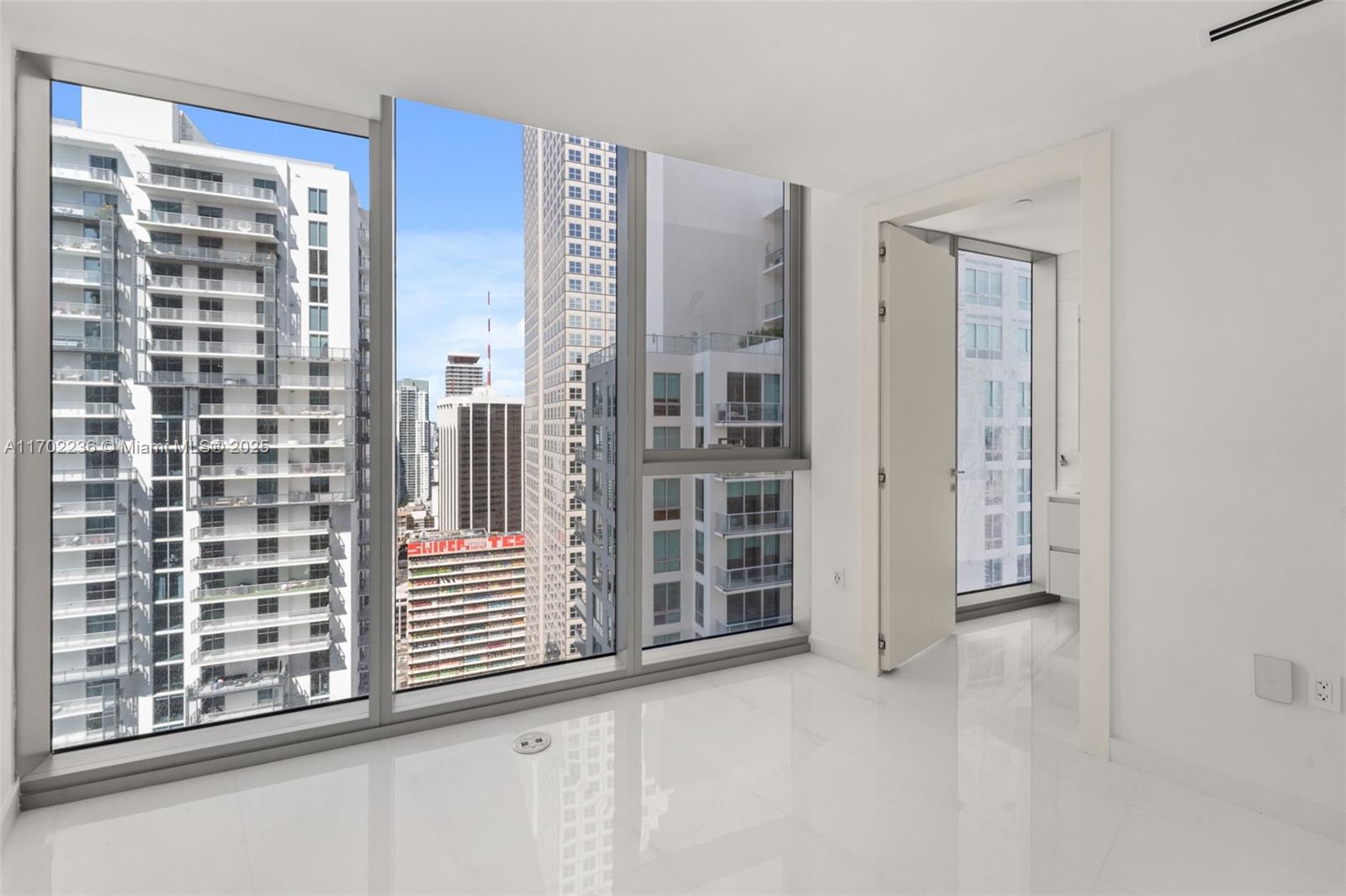 300 Biscayne Blvd Way 3602 Property Photo 10