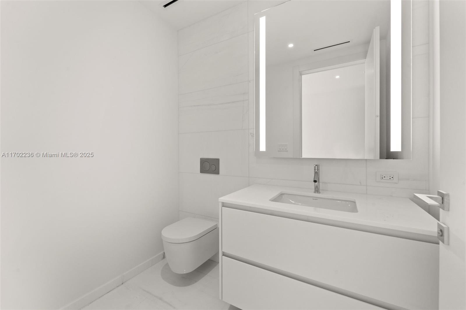 300 Biscayne Blvd Way 3602 Property Photo 14