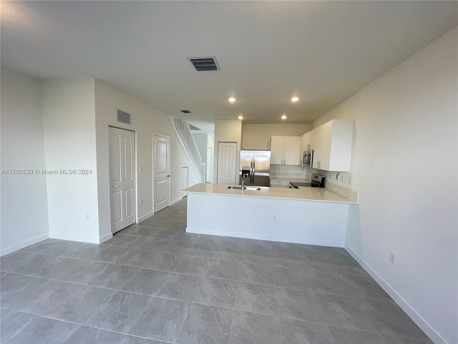 12851 Sw 232nd Ln 12851 Property Photo 8