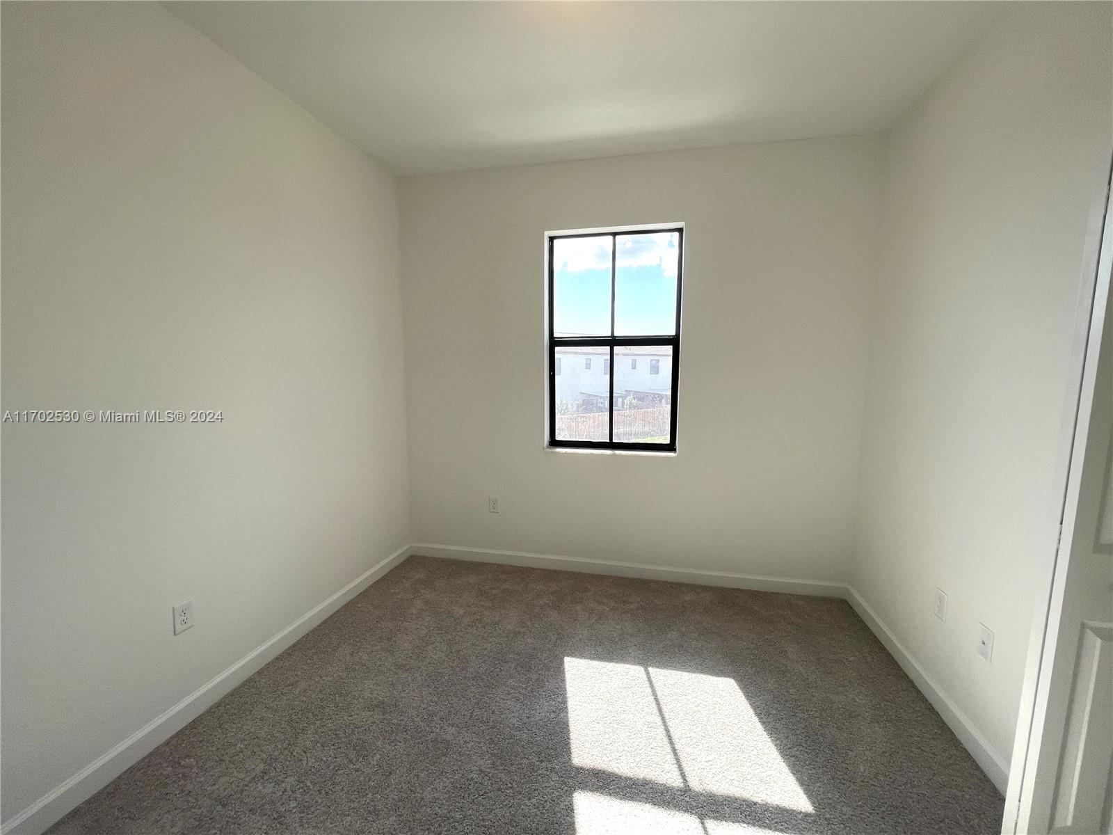 12851 Sw 232nd Ln 12851 Property Photo 24
