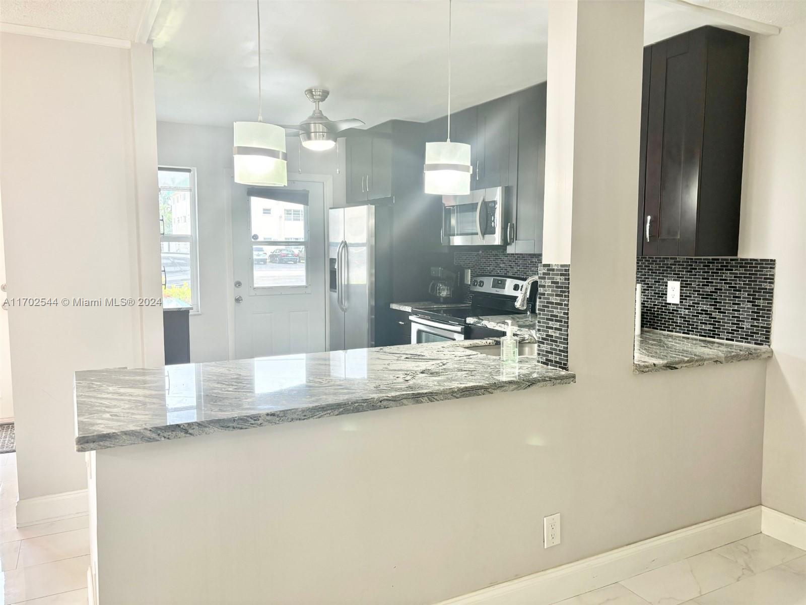 1445 Atlantic Shores Blvd 102 Property Photo 5