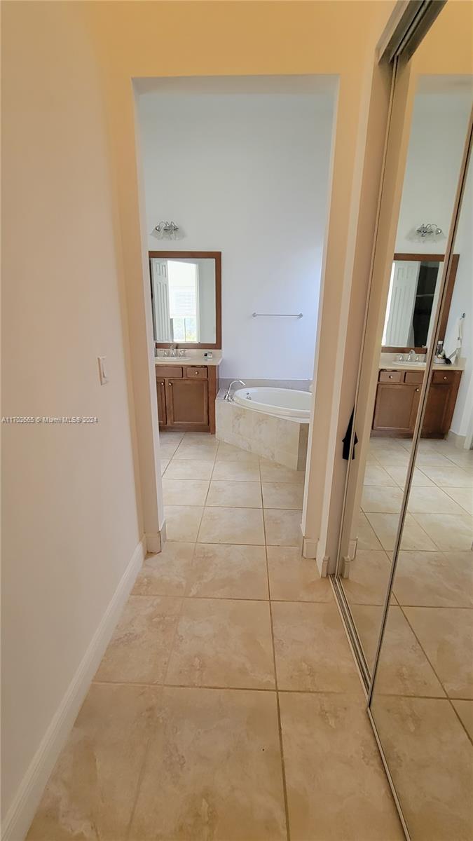 3927 Nw 84th Way 3927 Property Photo 16