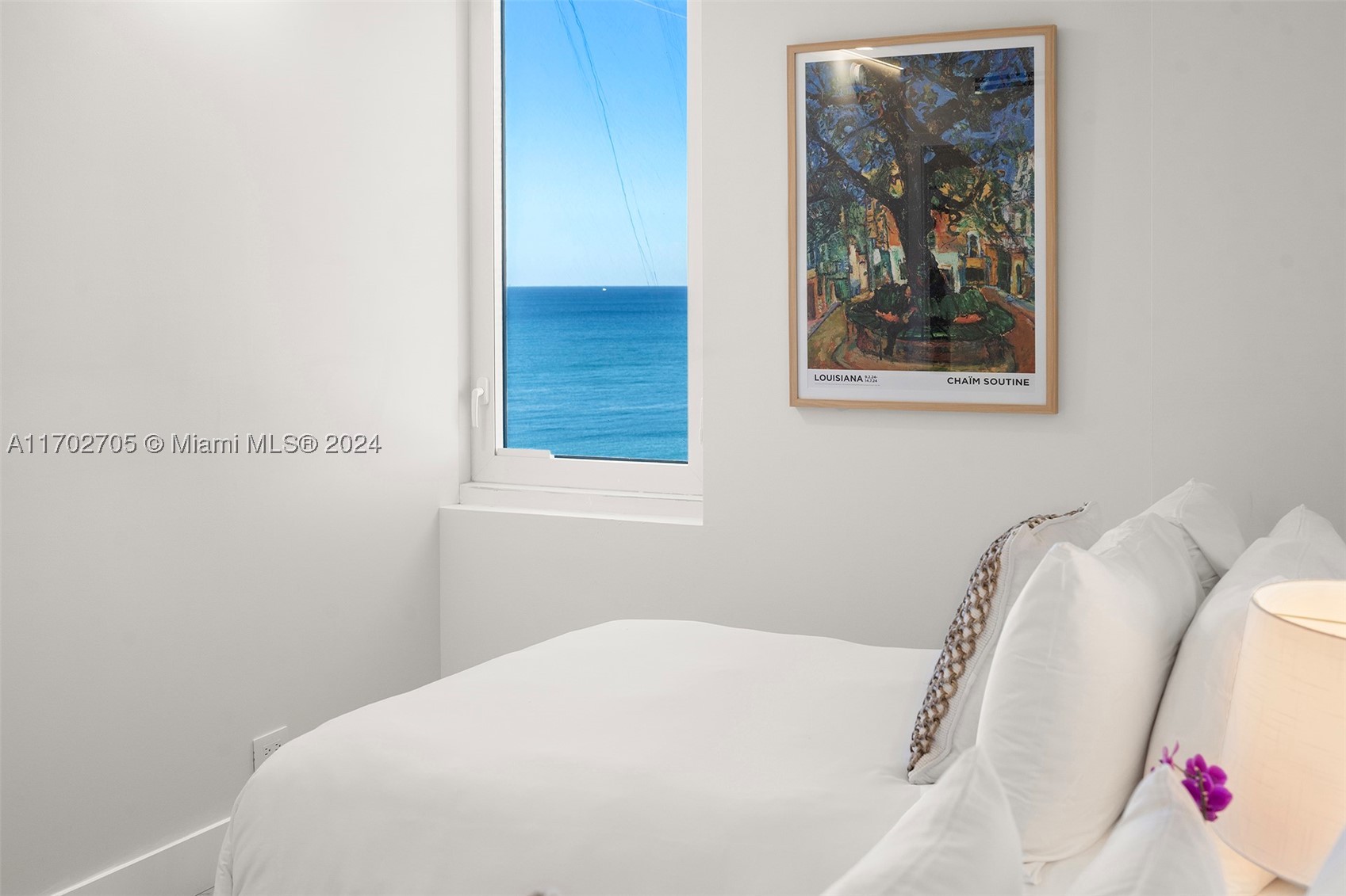 A11702705 Property Photo 35