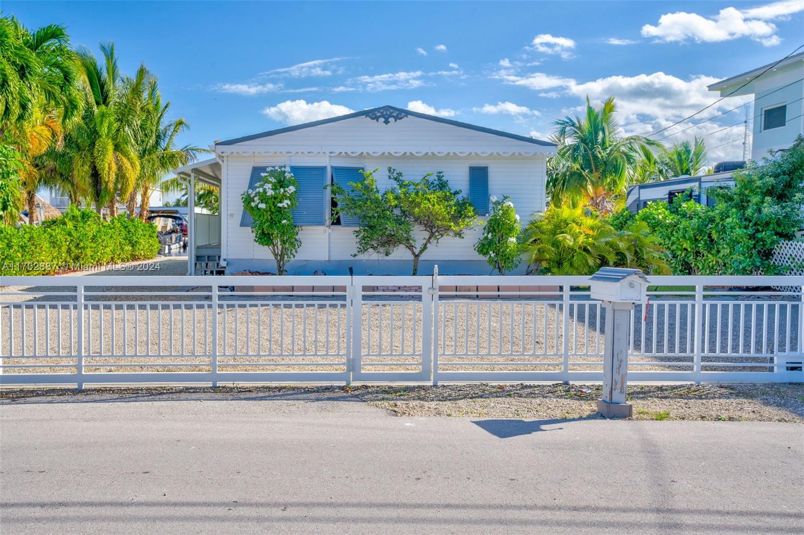 181 Grassy Rd Property Photo 4