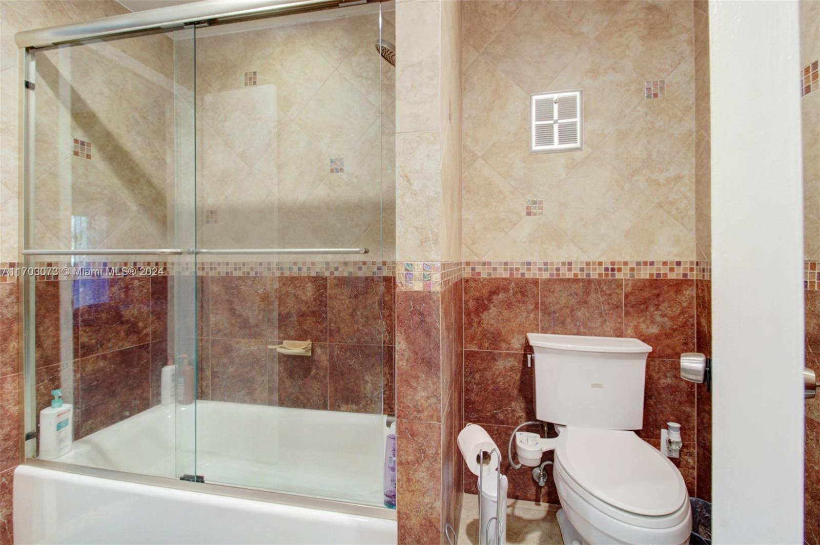 730 E Coco Plum Cir 3 Property Photo 15