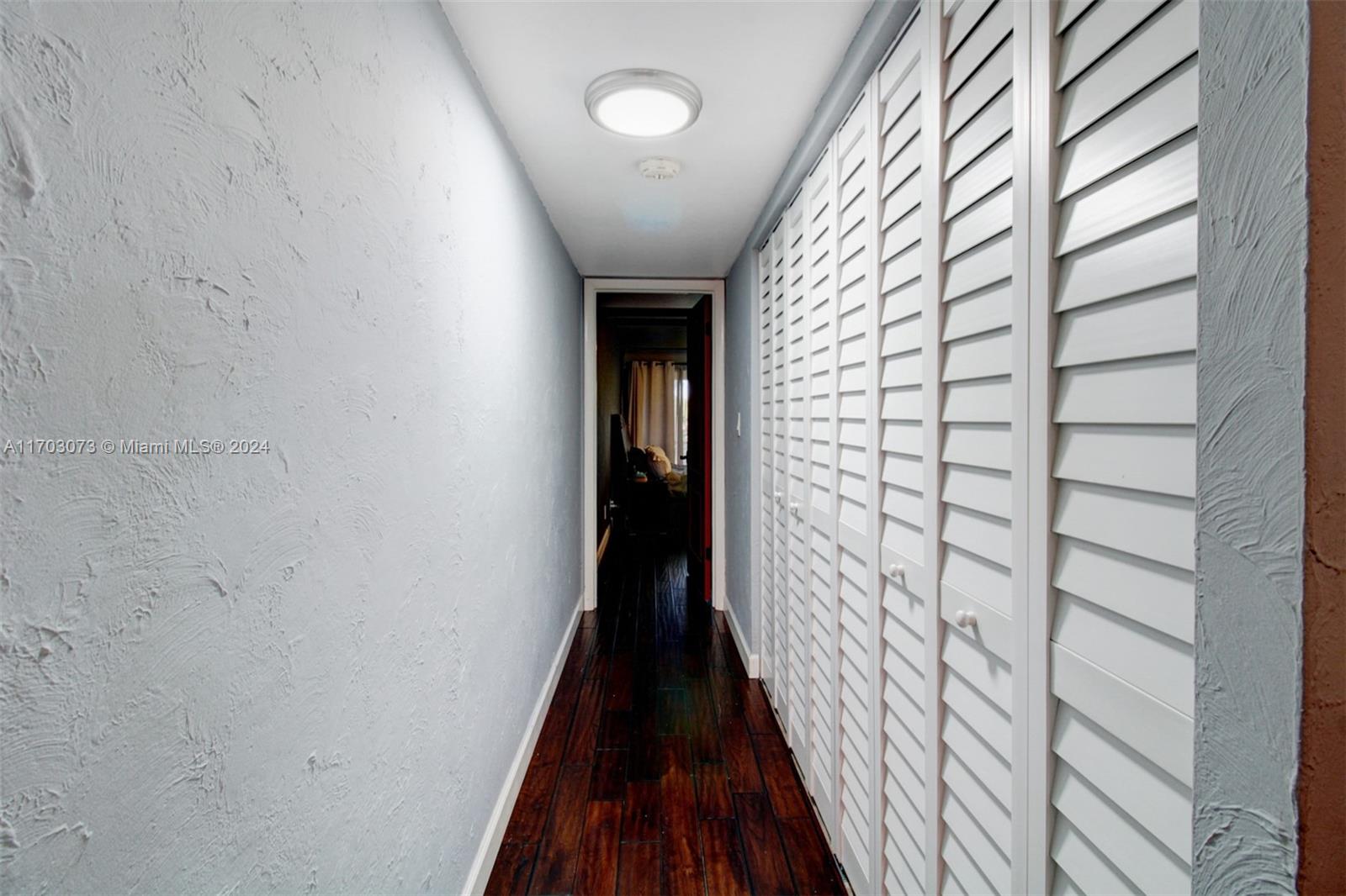 730 E Coco Plum Cir 3 Property Photo 19
