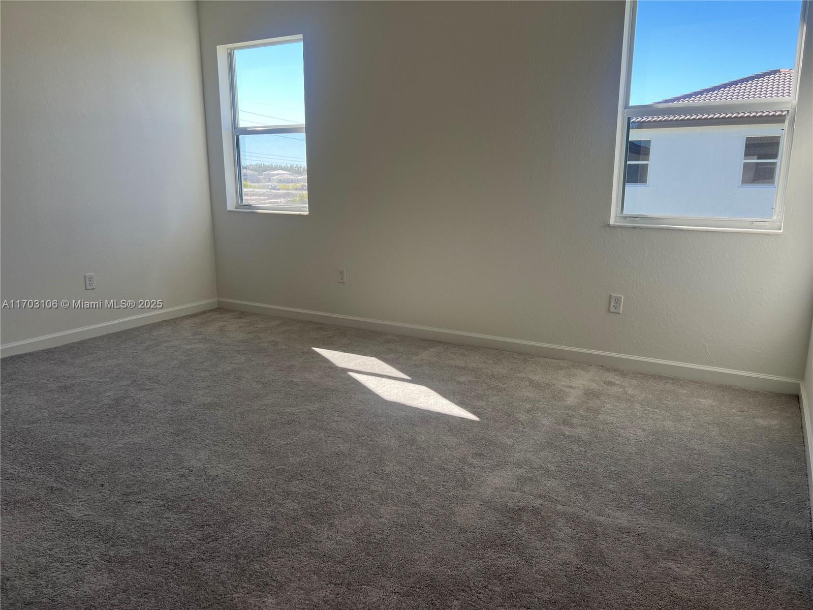 2526 Se 26 Ln 2526 Property Photo 4