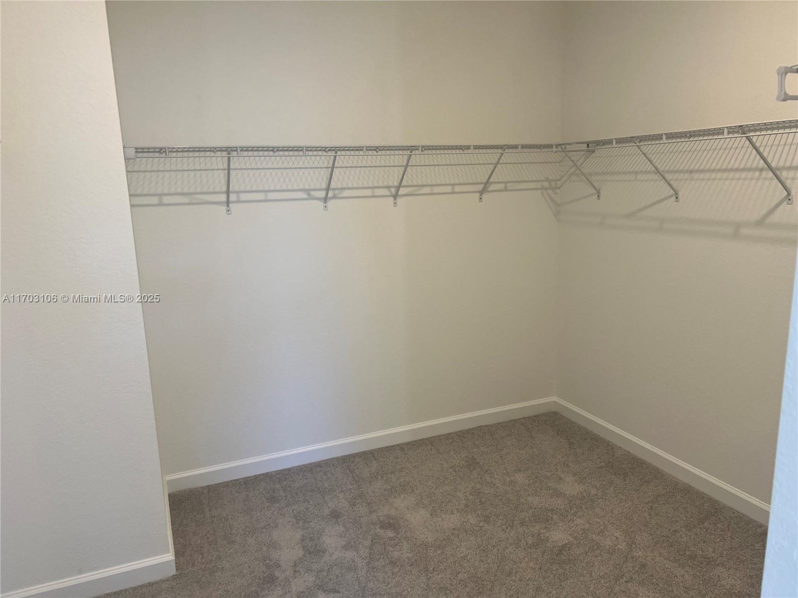 2526 Se 26 Ln 2526 Property Photo 5