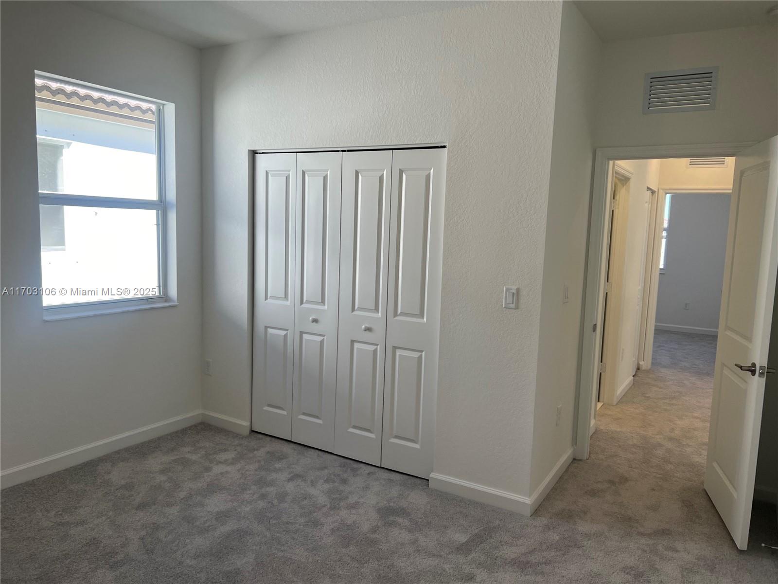 2526 Se 26 Ln 2526 Property Photo 8